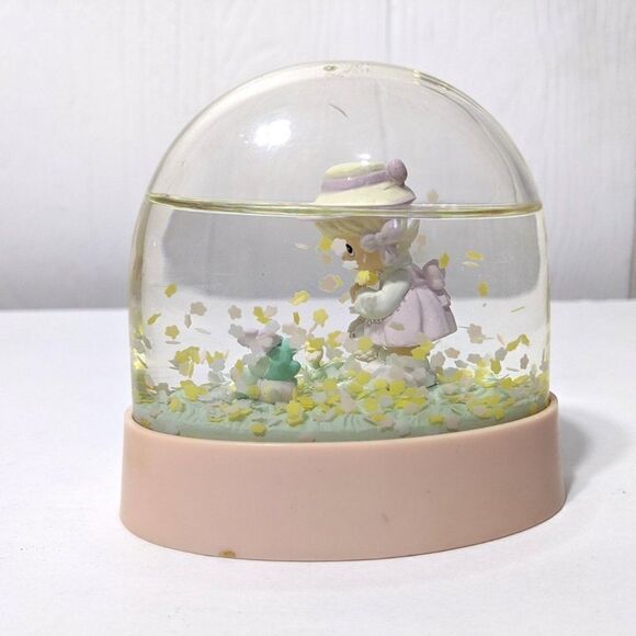 Precious Moments Snow Globes - Picture 6 of 7